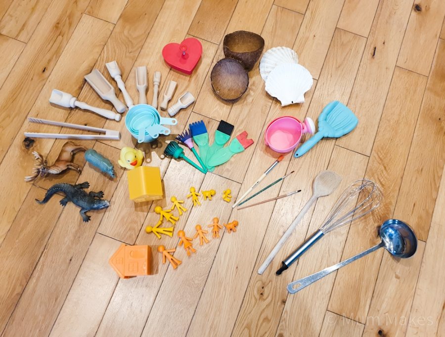 Tools and toys for the Flisat/Messy play